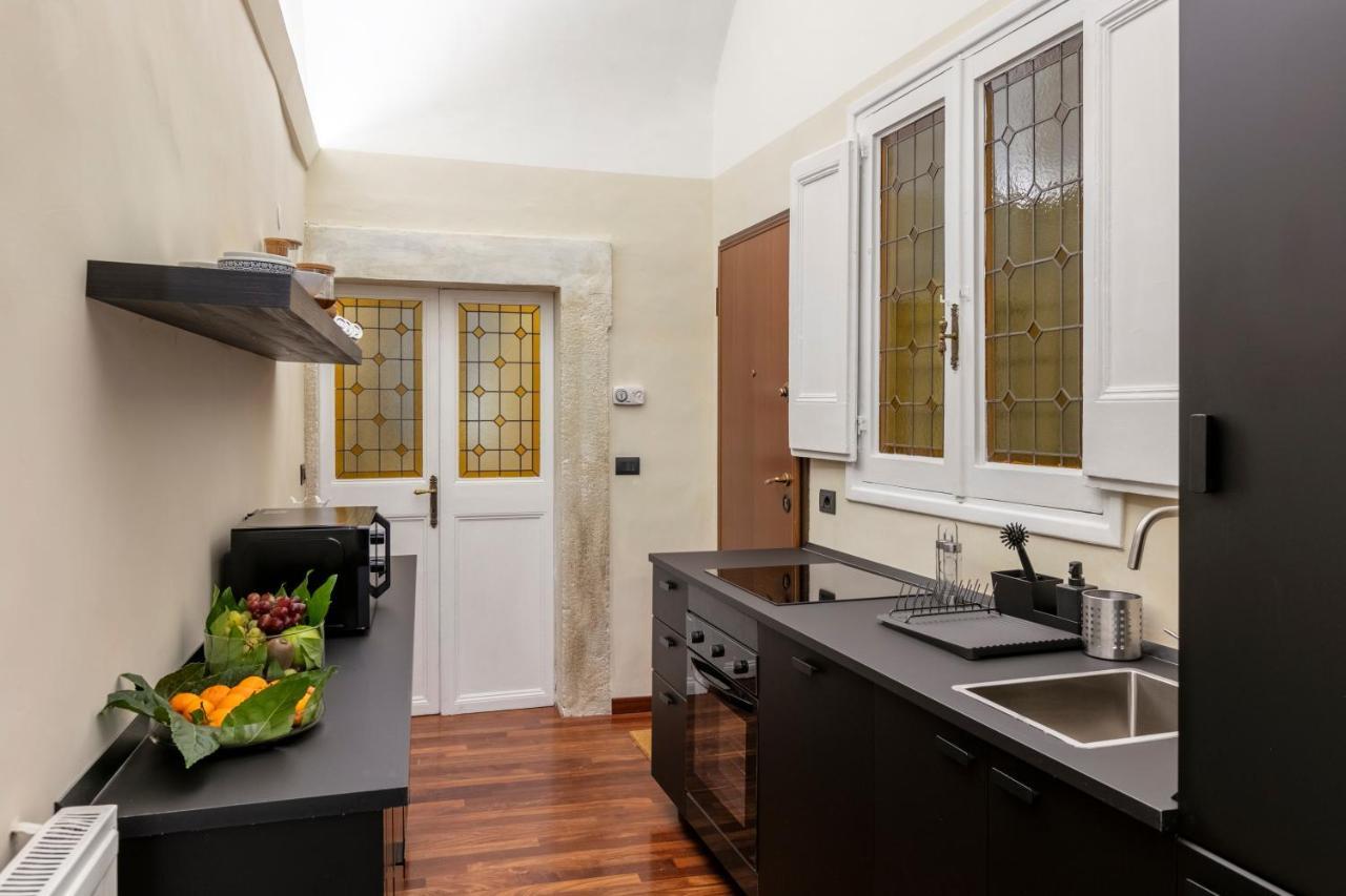 Parione Apartment Rome Exterior photo